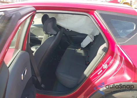 2025 Kia K4 Lxs z USA, uszkodzony, nr VIN 3KPFT4DE1SE019973